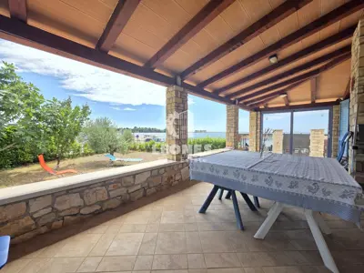 Kamena kuća 142 m², Lovrečica, prvi red do mora