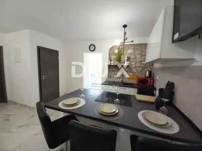 Haus 120 m², Bribir - zwei adaptierte Wohnungen - 11