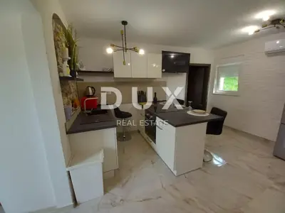 Haus 120 m², Bribir - zwei adaptierte Wohnungen - 10