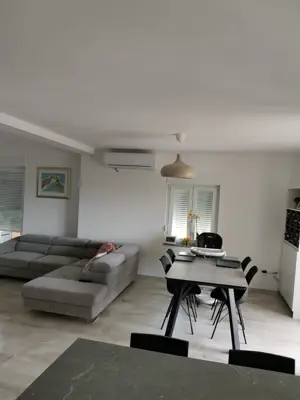 Wohnung 162 m², Marinići - Maisonette, 3 Zimmer und Garsoniere - 3