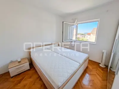 Haus 348 m², Brodarica - 120 m vom Meer - 5