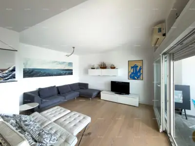 Stan 70 m², Pula - Veruda, pogled na more i terasa - 5