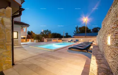 Haus 370 m², Premantura, Medulin - beheizter Pool und 5 Schlafzimmer - 14