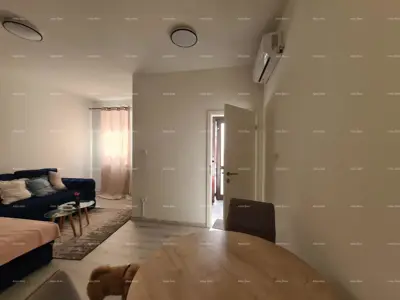 Stan 55 m², Pula Centar - renoviran i klimatiziran - 3