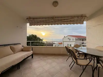 Drašnice, dvojna kuća 252 m², pogled na more i plaža u blizini - 2