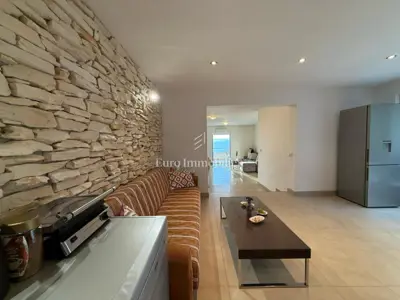 Drašnice, dvojna kuća 252 m², pogled na more i plaža u blizini - 10