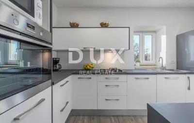 Istria, Sveti Lovreč, Authentic stone villa with pool and 5,000 m² private land - 10