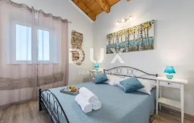 Istria, Sveti Lovreč, Authentic stone villa with pool and 5,000 m² private land - 22