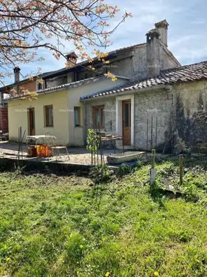 Haus, Stari Pazin, Pazin, mit asphaltiertem Zugang und Grundstück rund ums Haus - 2