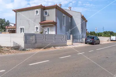 House for sale in Buje, 173 m²