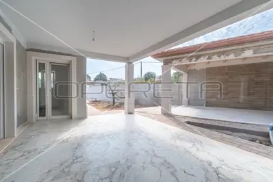 House for sale in Buje, 173 m² - 11