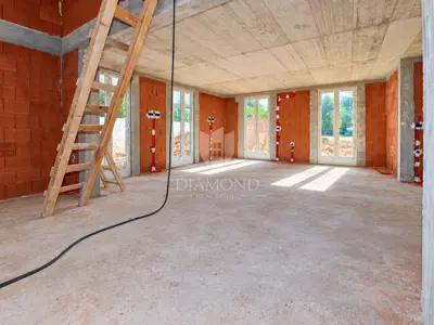 House 132 m², Bale - 3 bedrooms and yard - 6