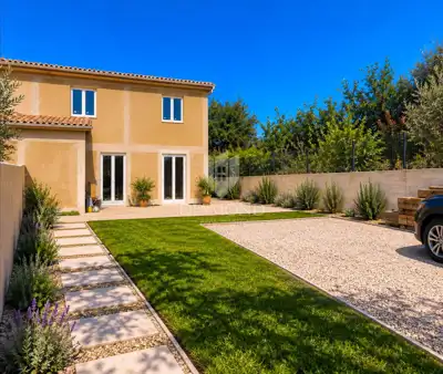 House 132 m², Bale - 3 bedrooms and yard - 3
