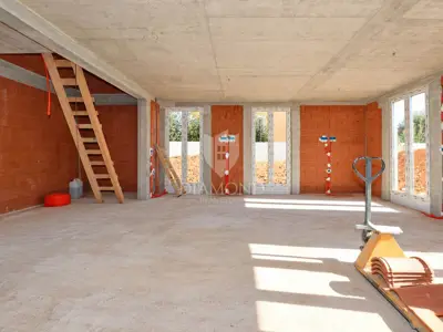 House 132 m², Bale - 3 bedrooms and yard - 7