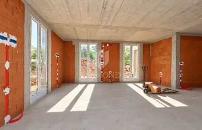 House 132 m², Bale - 3 bedrooms and yard - 10