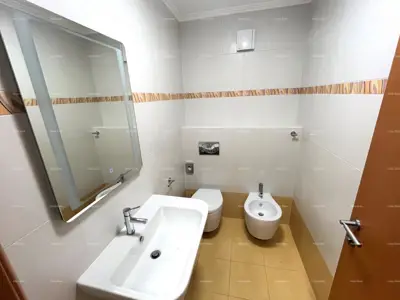 Geräumige Wohnung in einer Anlage mit Pool, Garage und Meerblick – nur 70 m vom Meer entfernt, Umag! - 8