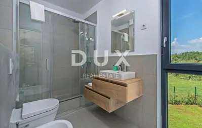 Haus 370 m², Barban - zwei Häuser mit Pool und Grundstück - 20