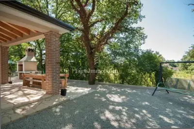 Vila 159 m², Tinjan - bazen i privatnost - 13