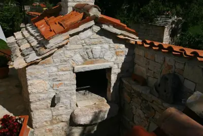 Steinhaus, Barban, Pool und Privatsphäre - 11