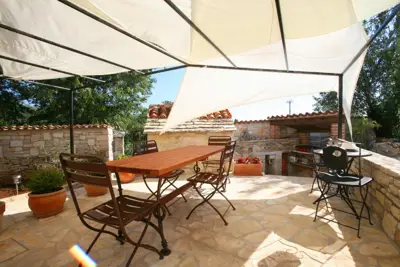 Steinhaus, Barban, Pool und Privatsphäre - 9