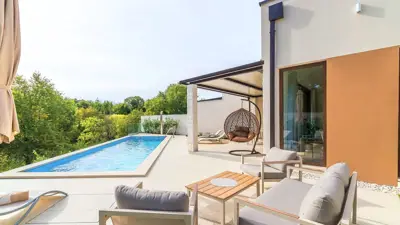 Modern semi-detached house with pool, Svetvinčenat, Istria - 7