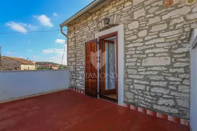 House 123 m², Rovinj - yard 346 m² and cistern - 15