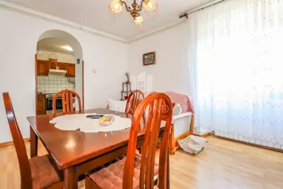 House 123 m², Rovinj - yard 346 m² and cistern - 5