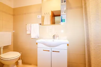 House 123 m², Rovinj - yard 346 m² and cistern - 10