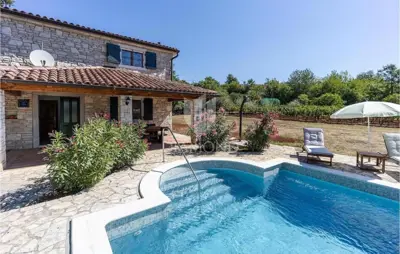 House 154 m², Labin - stone villa with pool - 4