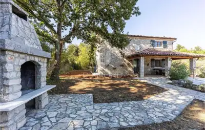 House 154 m², Labin - stone villa with pool - 2