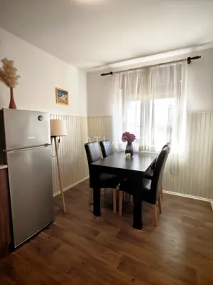 Stan, manji format, Hosti Rijeka i terasa 5 m² - 2