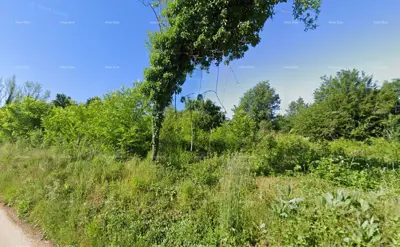 Građevinsko zemljište 757 m², Oprtalj - uz asfaltni put