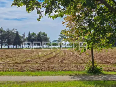 Land plot for sale in Novigrad - 4