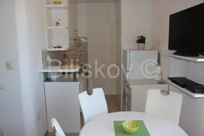 Apartment 40 m², Trstenik Split, sea view - 4