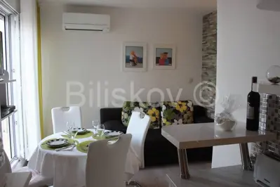 Wohnung 40 m², Trstenik Split, Meerblick