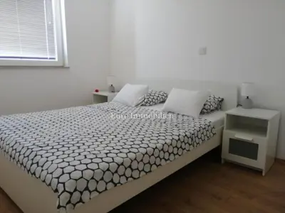 Kuća 423 m², Maslenica - 3 apartmana i pogled na more - 16