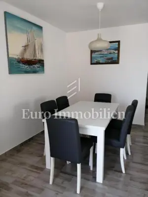 Kuća 423 m², Maslenica - 3 apartmana i pogled na more - 12