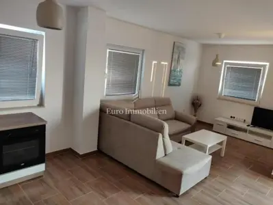 Kuća 423 m², Maslenica - 3 apartmana i pogled na more - 6