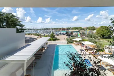 Apartment 125.8 m², Novigrad - 3 bedrooms, elevator - 16