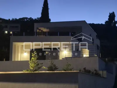 LOVRAN - Exklusive Wohnung von 141 m² mit Pool und atemberaubendem Panoramablick auf das Meer - 3 - 2