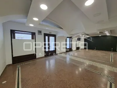 Poslovni prostor za najam u srcu barokne jezgre grada (74,31 m²) - 3