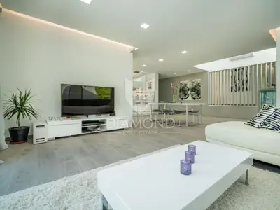 Villa 174 m², Labin - heated pool and summer kitchen - 11