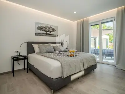 Villa 174 m², Labin - heated pool and summer kitchen - 18