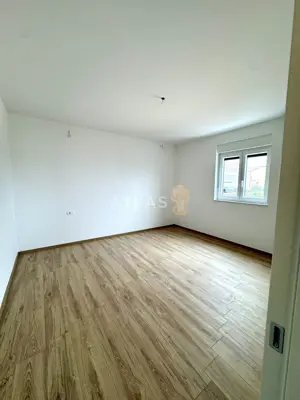 Stan 123 m² u Novigradu, privatno dvorište i bazen - 10