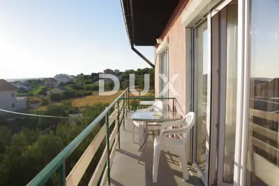 Haus 300 m², Barbat na Rabu - 300 m vom Meer, 5 Apartments - 17