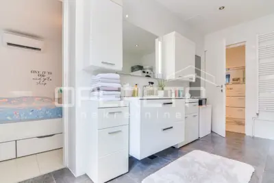 Apartment, Ravnice, 3 rooms and balcony 5.2 m² - 7