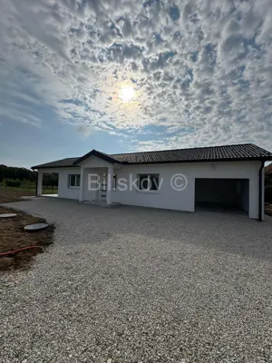 kvalitetna kuća, Velika Gorica - prizemnica 95 m²