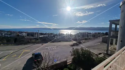 House 350 m², Karlobag - 50 m from the sea and the center - 7