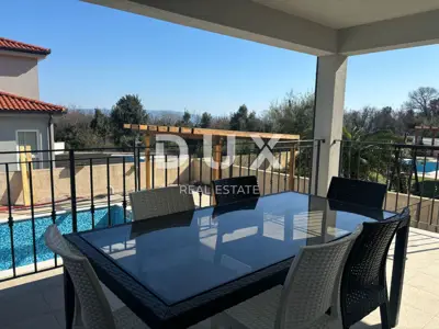 Villa 182 m², Labin - Pool und Meerblick - 12