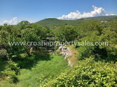 Kuća 350 m², Otok Brač - rub mjesta i infrastruktura - 3